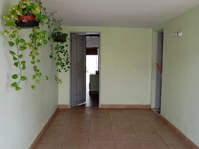 #CA 0026 - Casa para Venda em Jacareí - SP - 2